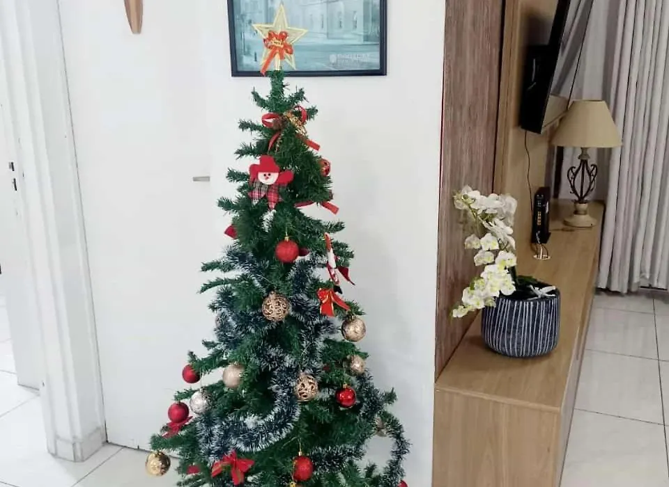 Um luxo de apartamento na Enseada-1
